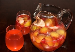 Компот с яблоками и клюквой