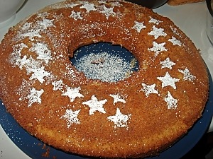 Кекс на маргарине с халвой