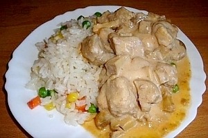 Мясо в сырном соусе