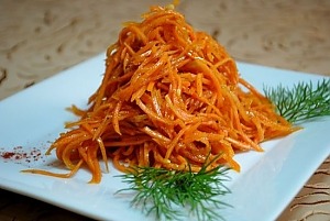 Морковь по-корейски с луком