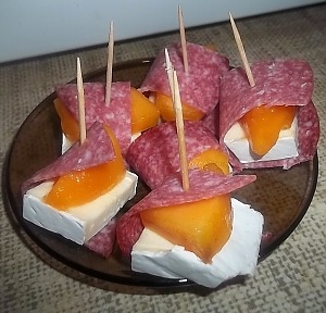 Закуска с хурмой