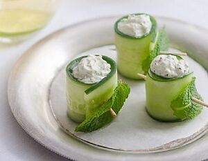 Роллы дзадзики