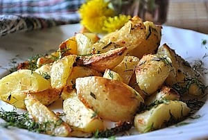Картофель запеченный с розмарином