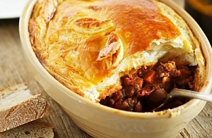 Пирог с говядиной и пивом