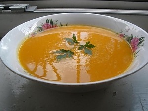Морковный суп-пюре с апельсином Морковный суп-пюре с апельсином