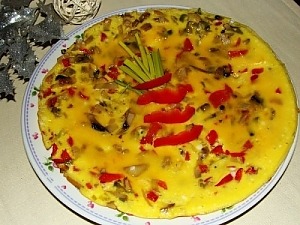 Овощной омлет с грибами