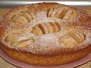 Простой пирог с творогом и яблоками