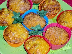 Морковные маффины с персиками