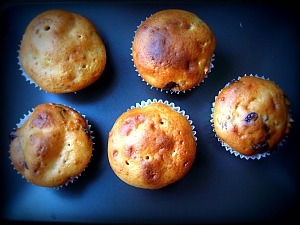 Маффины с орехами и шоколадом