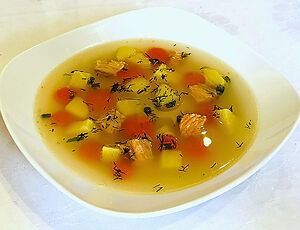 Юшка з лосося