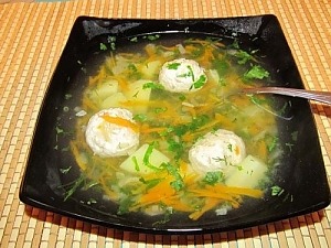 Картофельный суп с фрикадельками