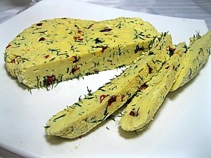 Домашний сыр с укропом