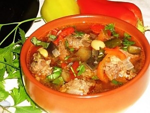 Бозбаши из баранины с овощами