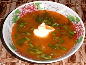 Рассольник с перловкой и почками