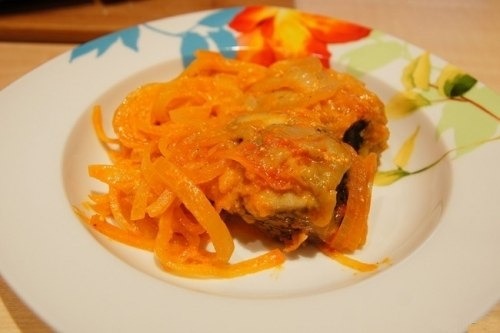 Щука тушеная с овощами Щука тушеная с овощами