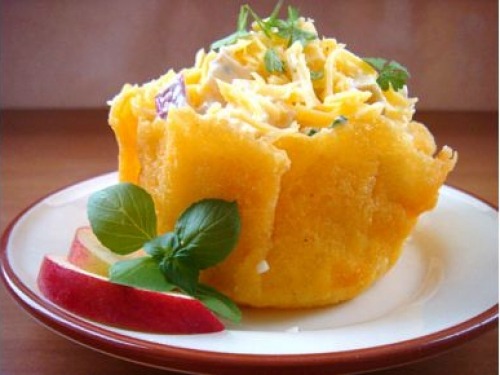 Салат "Сырная корзинка"