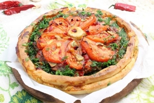 Мясной пирог на пресном тесте