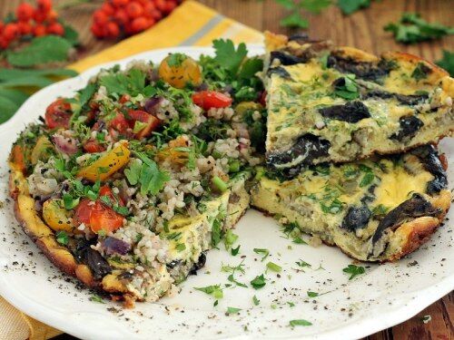 Омлет с кашей и грибами