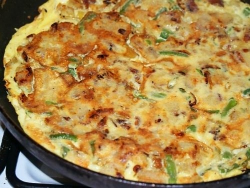 Омлет с хлебом и стручковой фасолью Омлет с хлебом и стручковой фасолью