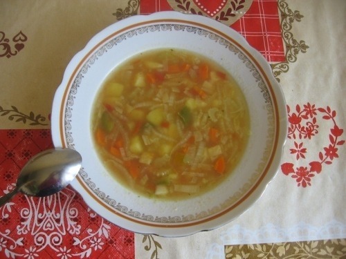 Капустный суп из пекинской капусты с курицей Капустный суп из пекинской капусты с курицей