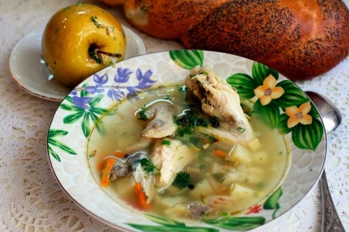 Уха на курином бульоне Уха на курином бульоне