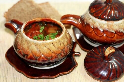 Чанахи в горшочках из баранины Чанахи в горшочках из баранины