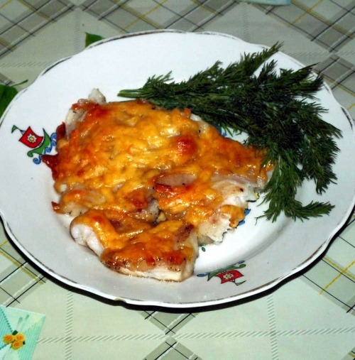 Морской язык, запеченный с сыром